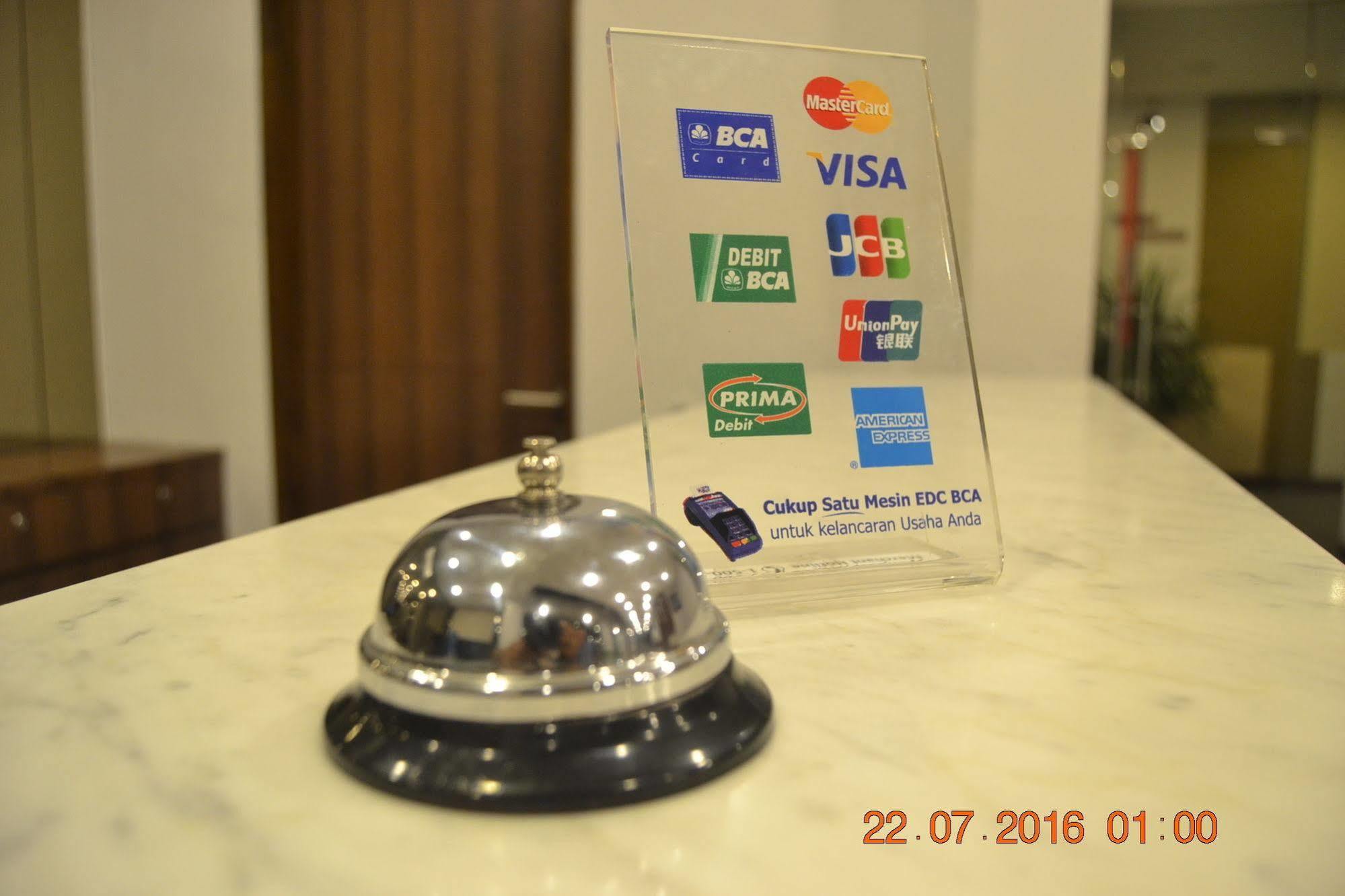 J Hotel Medan Zewnętrze zdjęcie